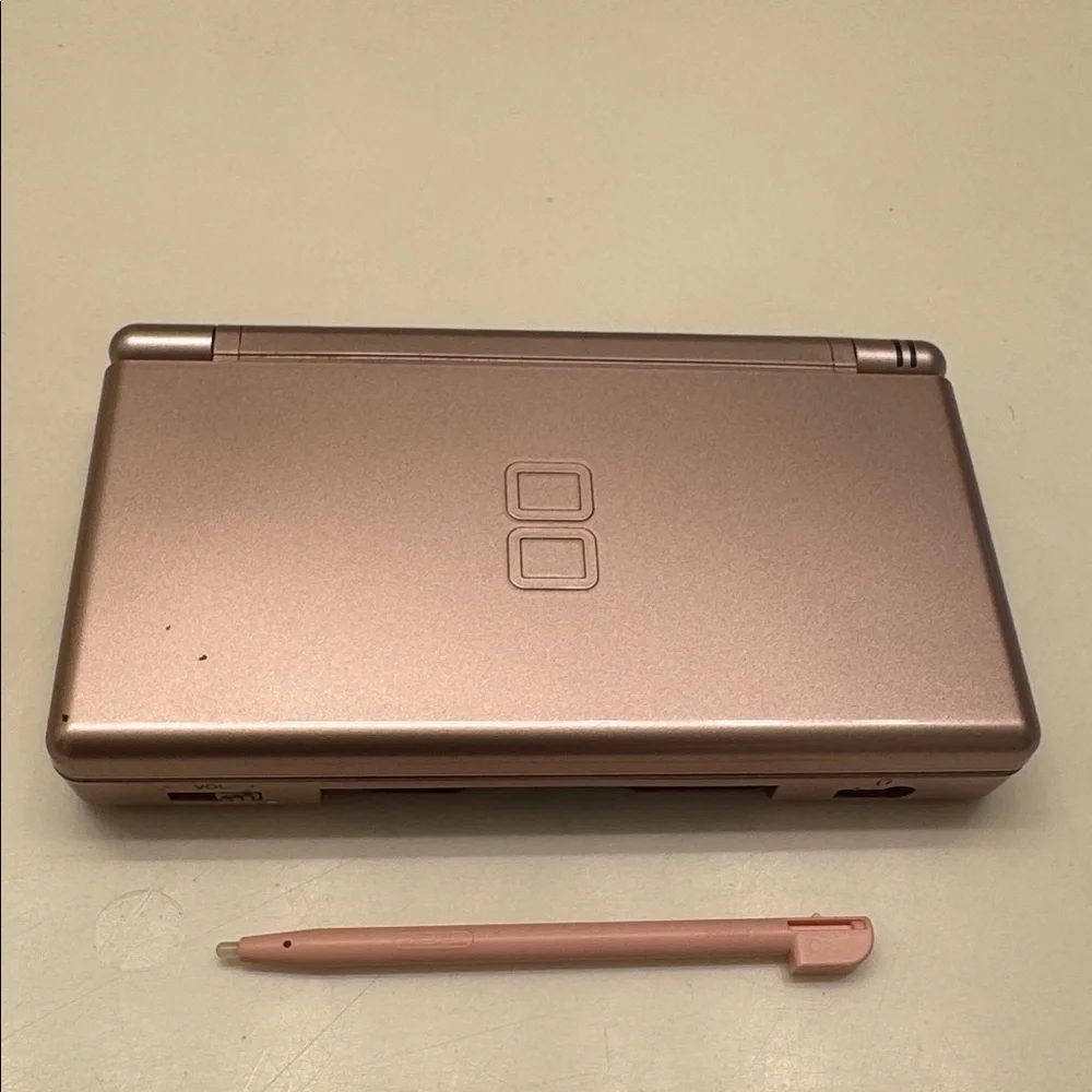 Nintendo DS Lite Please Read.